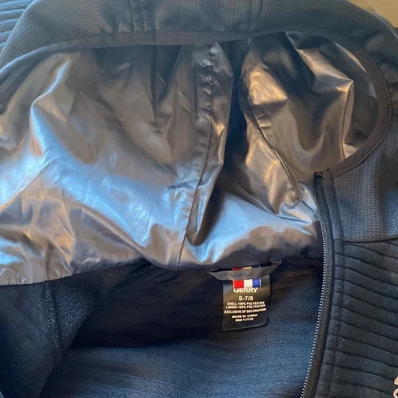Gerry Polyester Fleece Full Zip Jacket Size Small (7-8)